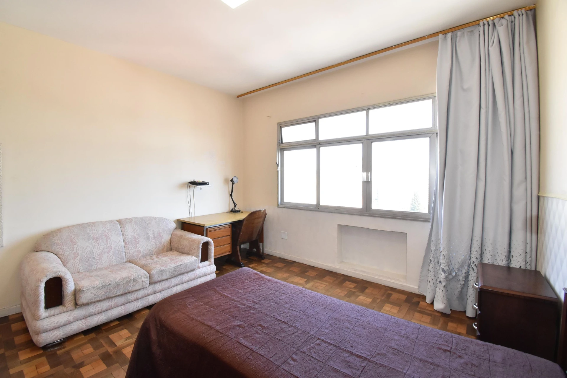 Bañera y 3 dormitorios: departamento de 219 m² — photo 27