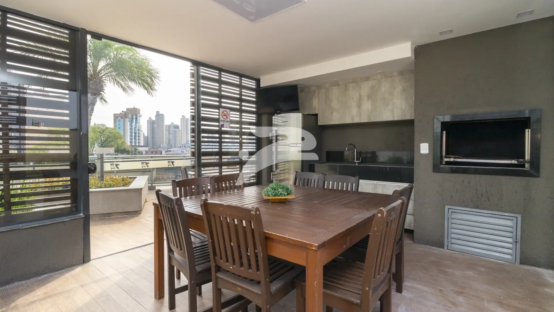 Apartamento amueblado de 1 dormitorio con balcón — photo 25