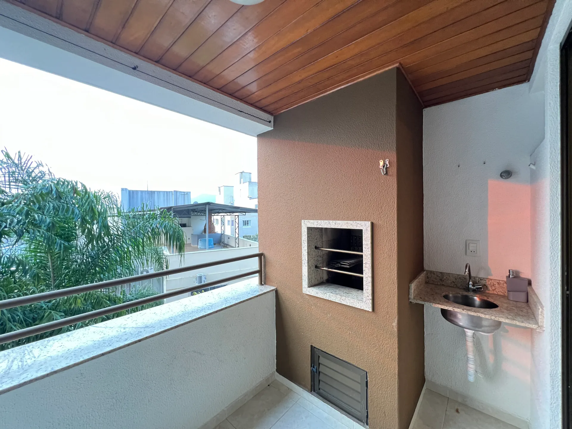 2-bedroom apartment with a grill on the balcony — photo 13