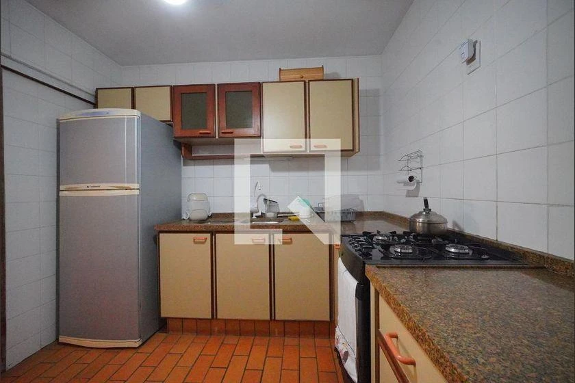 Furnished house with 4 bedrooms and 209 m², 3 bathrooms — photo 30