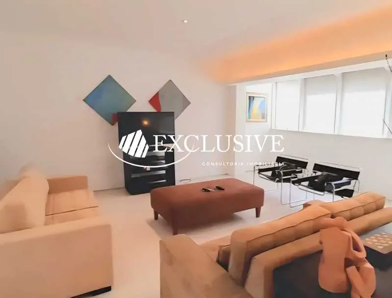 Duplex penthouse with an open kitchen and 2 bedrooms — photo 14