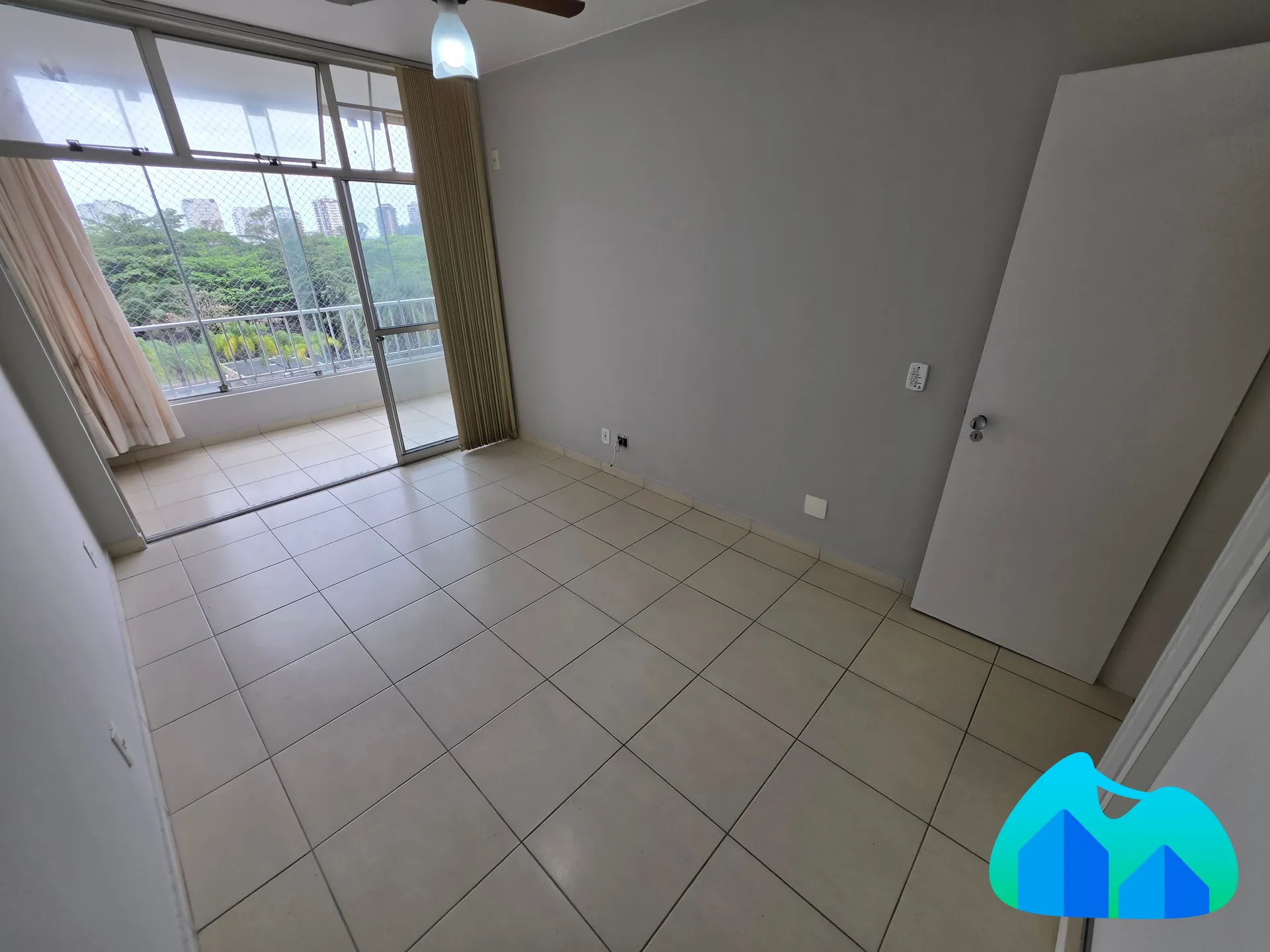1-bedroom apartment with 70 m² and private BBQ area — photo 4