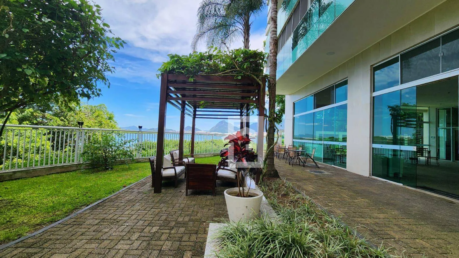 Apartamento mobiliado de 155 m² com 2 suítes e 2 vagas — photo 95