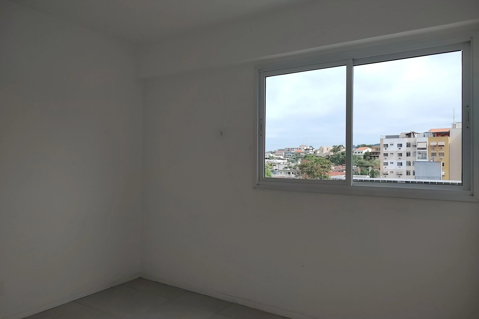 Apartamento de 2 dormitorios con balcón y vistas — photo 14