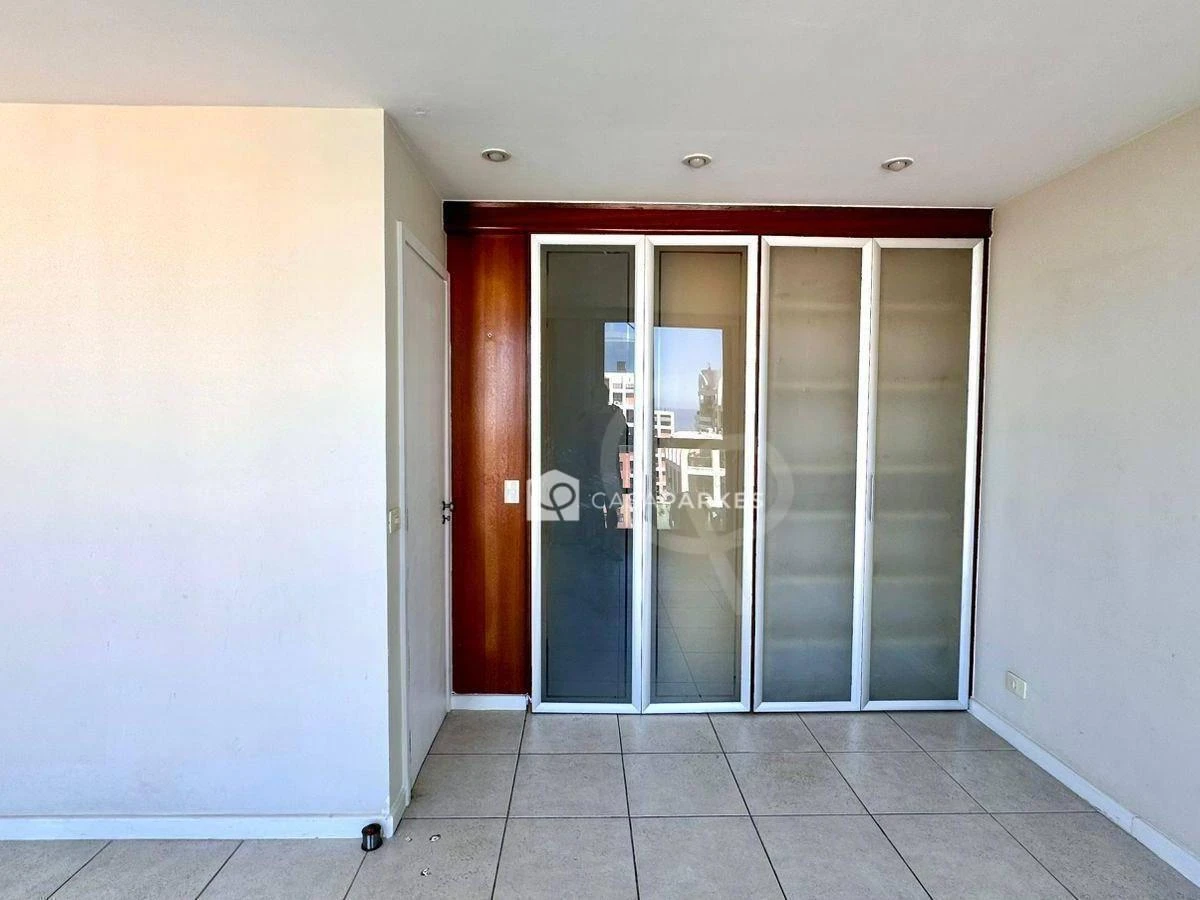 Квартира з 3 спальнями, 5 ванними кімнатами та 200 м² — photo 30