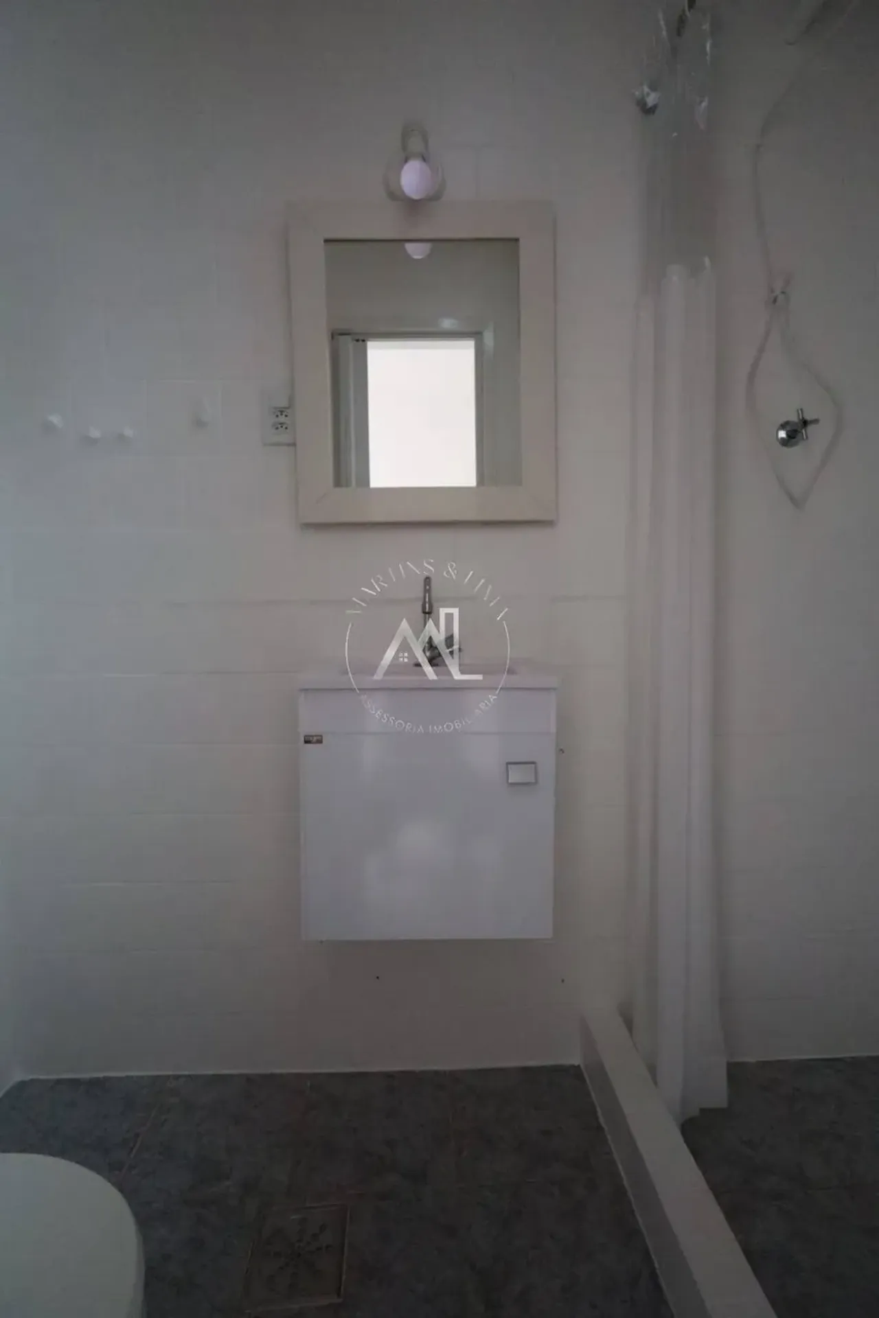 Conjugado de 22 m² no 1º andar com chuveiro elétrico — photo 11
