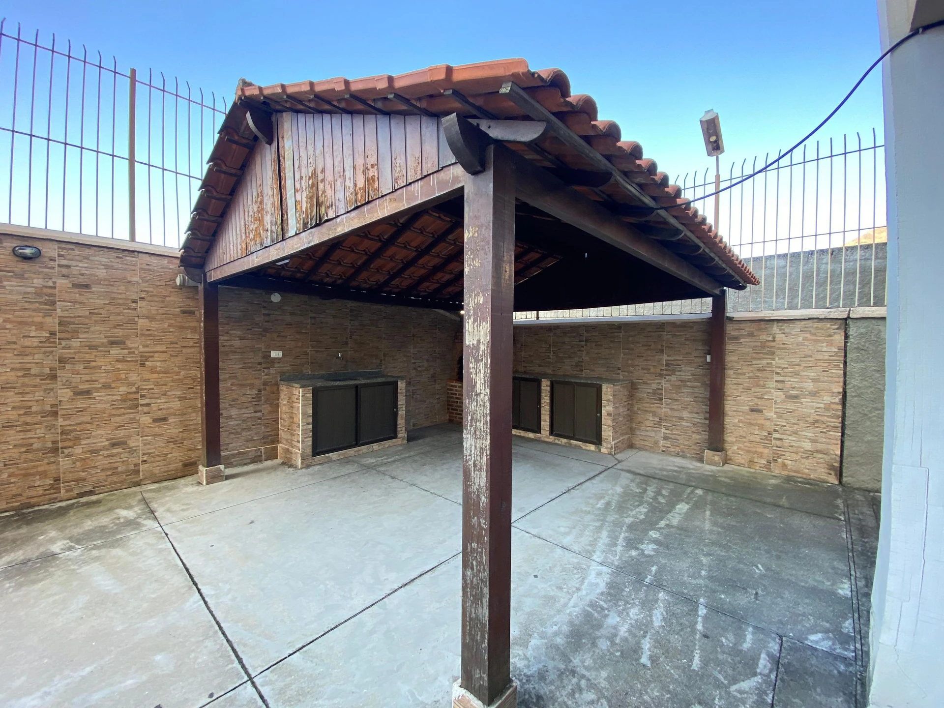 Орендна квартира з 3 спальнями та балконом — photo 62