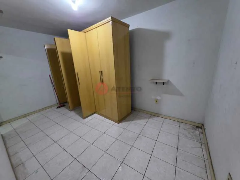 Unfurnished house with 3 bedrooms and 1 bathroom — photo 3