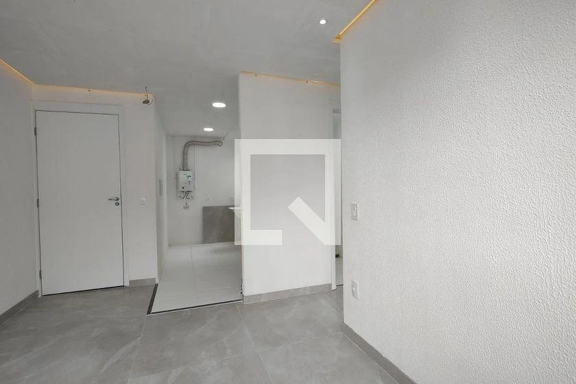 Unfurnished 2-bedroom apartment with 41 m² and parking — photo 39