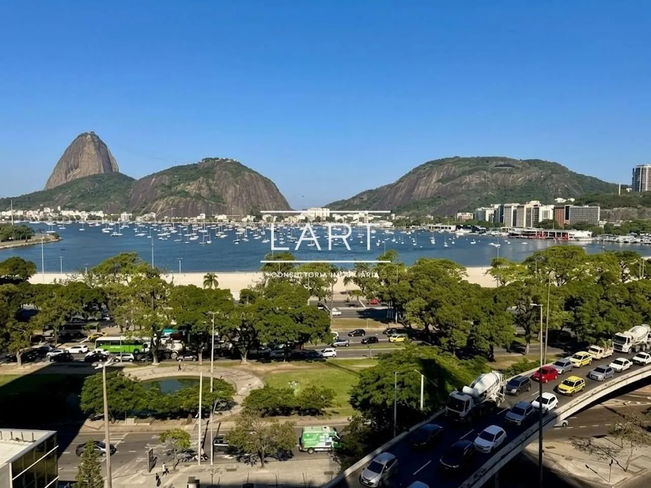 Вид на воду и 4 спальни: квартира 190 м² — photo 3