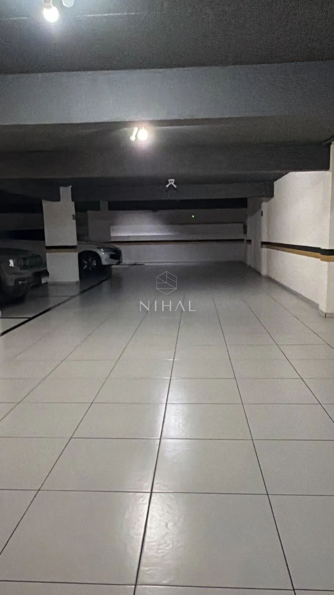 2-bedroom apartment in a building with a gym — photo 18