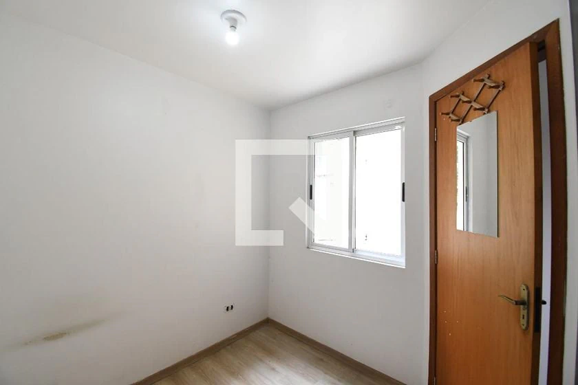 3-bedroom house with a garden in Curitiba — photo 17