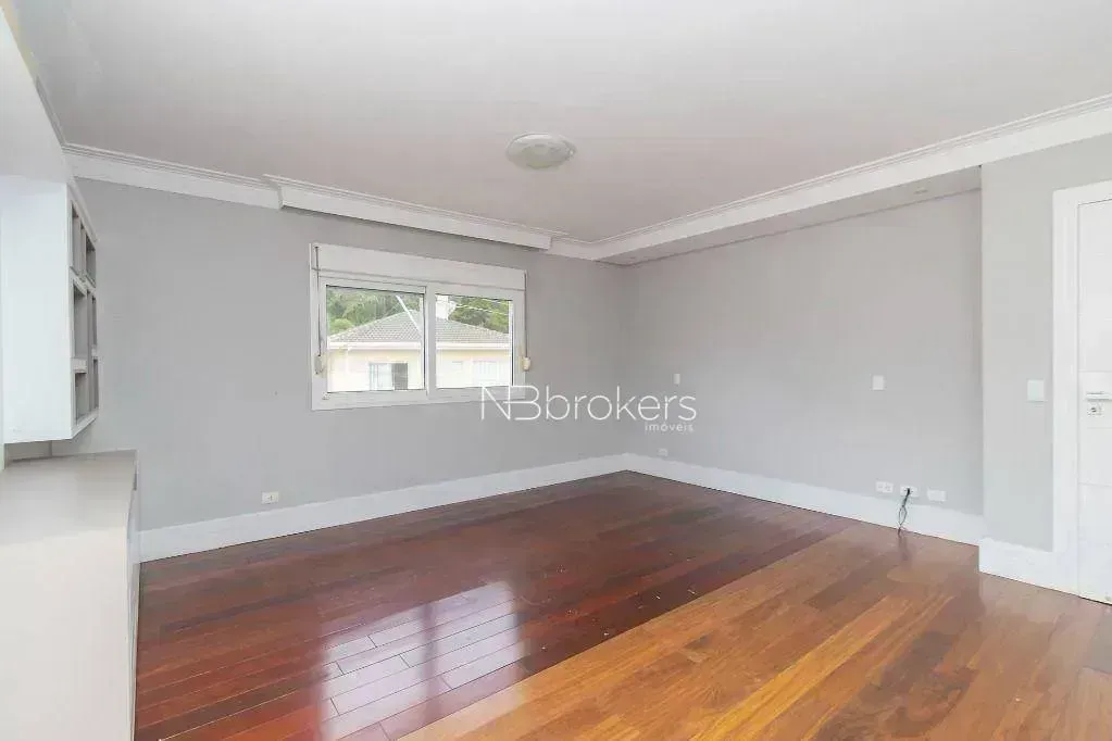Furnished house with 4 bedrooms and a private garden — photo 26