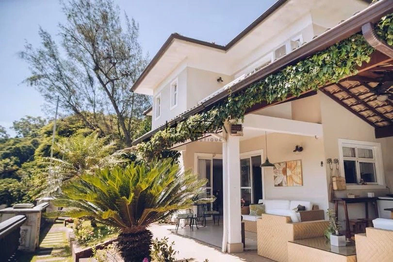 Unfurnished house with 4 bedrooms and 480 m² — photo 16
