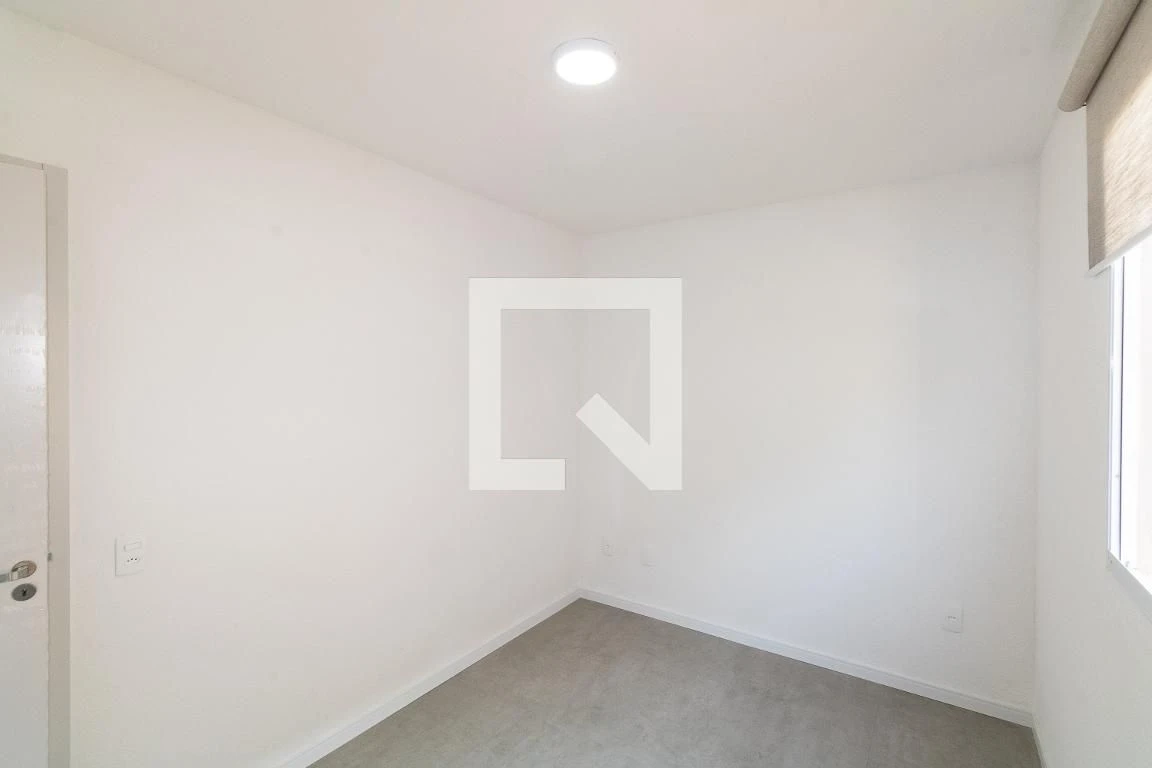 2-bedroom apartment with 1 bathroom and no parking — photo 36