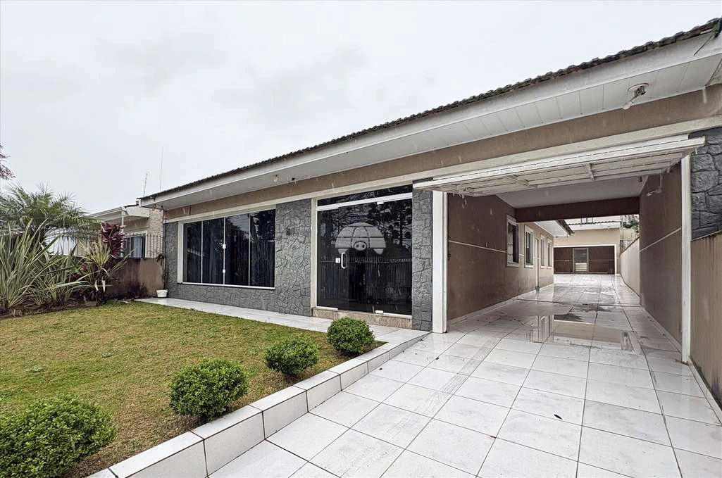 Дом на первом этаже: 3 спальни, 2 санузла, 300 м² — photo 4