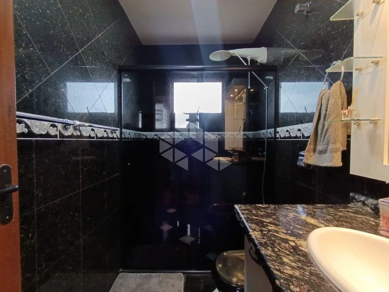 Casa de 3 dormitorios con balcón gourmet en Florianópolis — photo 18