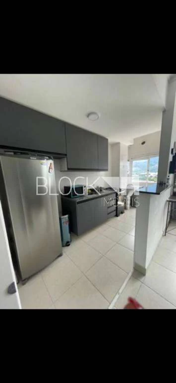 Apartamento amueblado de 2 habitaciones con balcón — photo 16