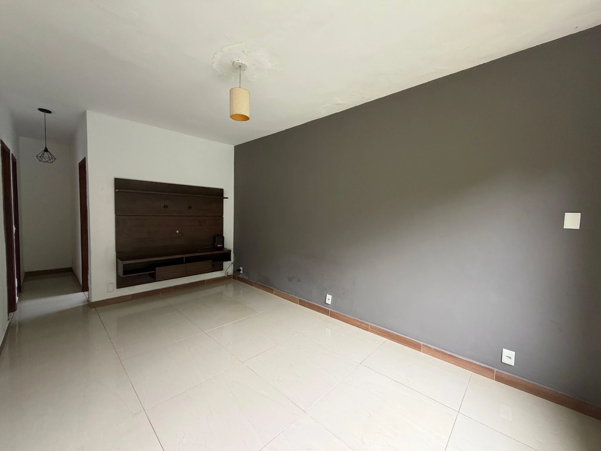 One-bedroom house with a washing machine — photo 16