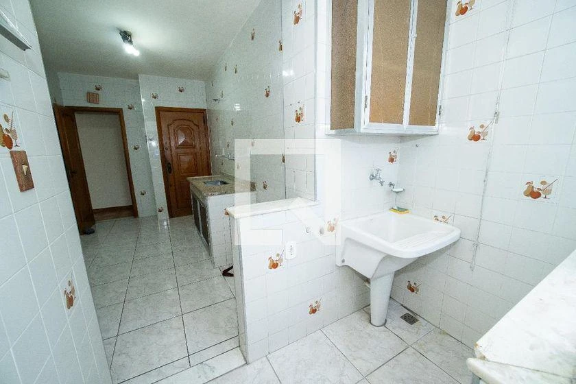 90 m² apartment with a park view and a bathtub — photo 28