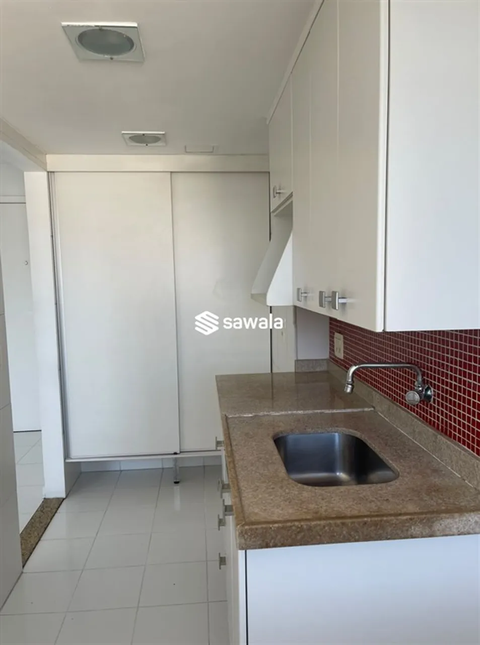 Apartamento com cozinha fechada a gás e 2 banheiros — photo 12