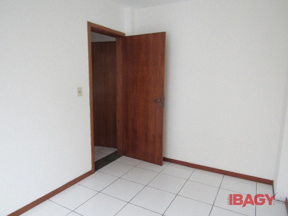 Apartment, 86 m², with a private BBQ — photo 16