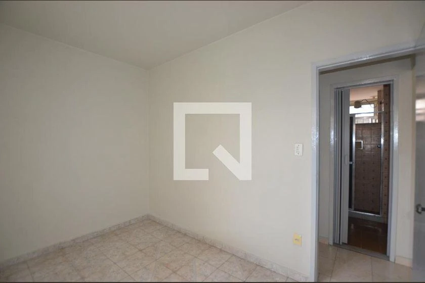 2 quartos e banheira: apartamento de 45 m² — photo 30
