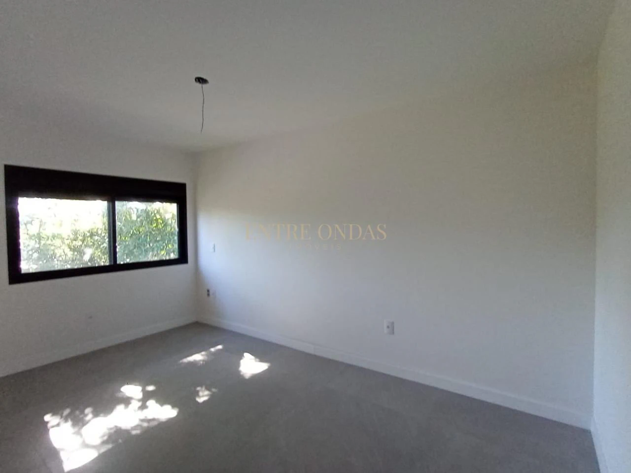 100 m² apartment with 2 bedrooms, balcony grill and garden — photo 12