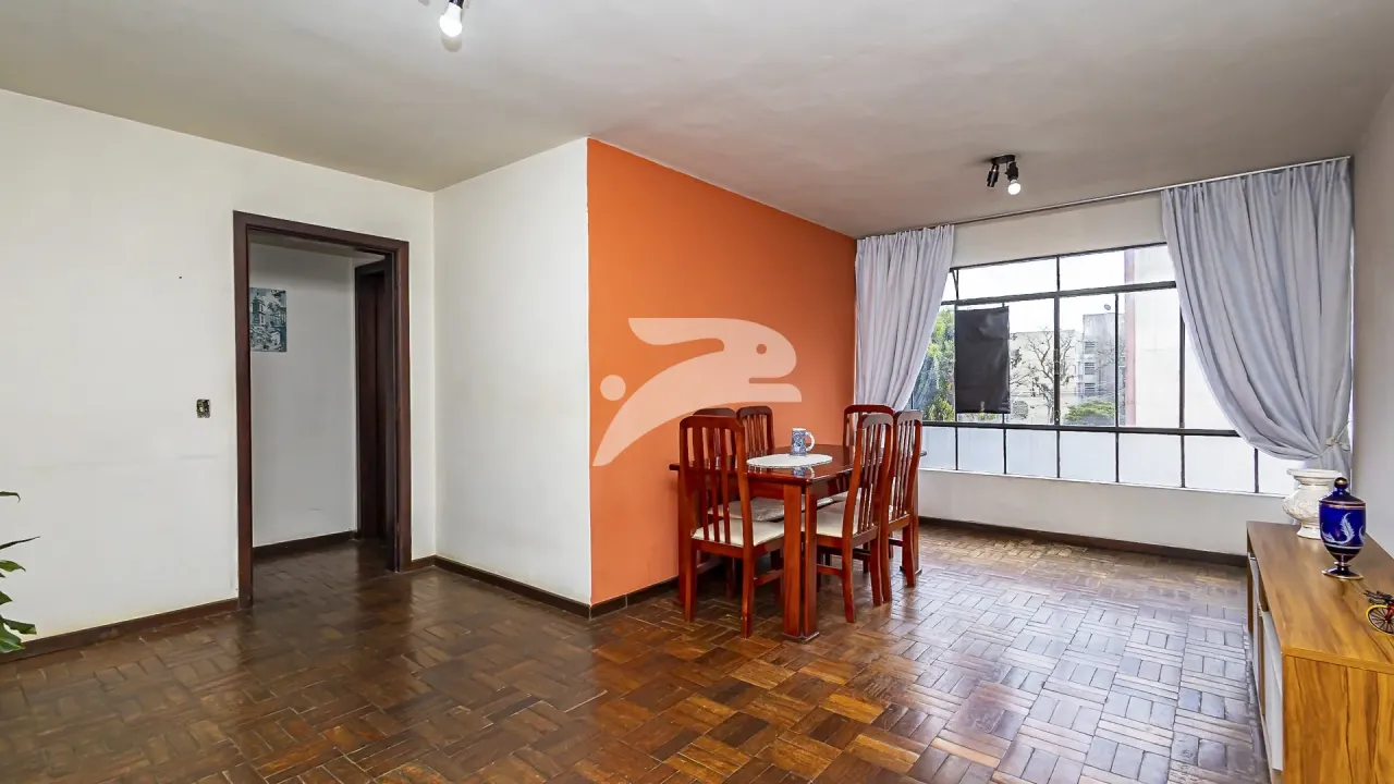 Квартира з 3 спальнями 105 м² і кухнею з газовою плитою — photo 2