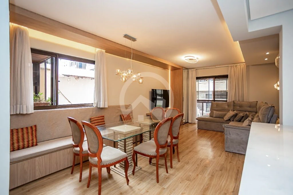 Furnished apartment, 107 m², with a glass-enclosed balcony — photo 5