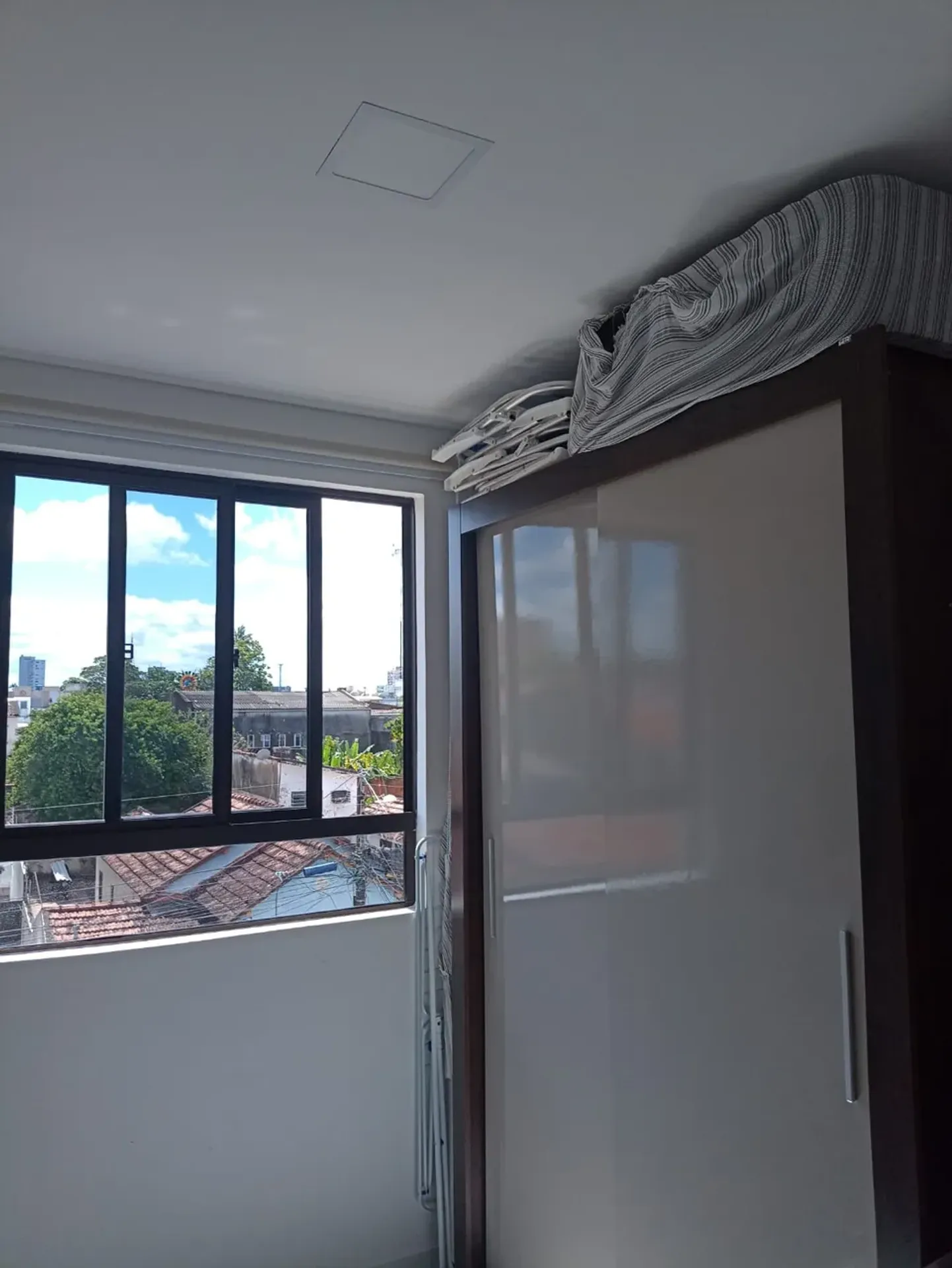 3-bedroom apartment with a washing machine in João Pessoa — photo 20