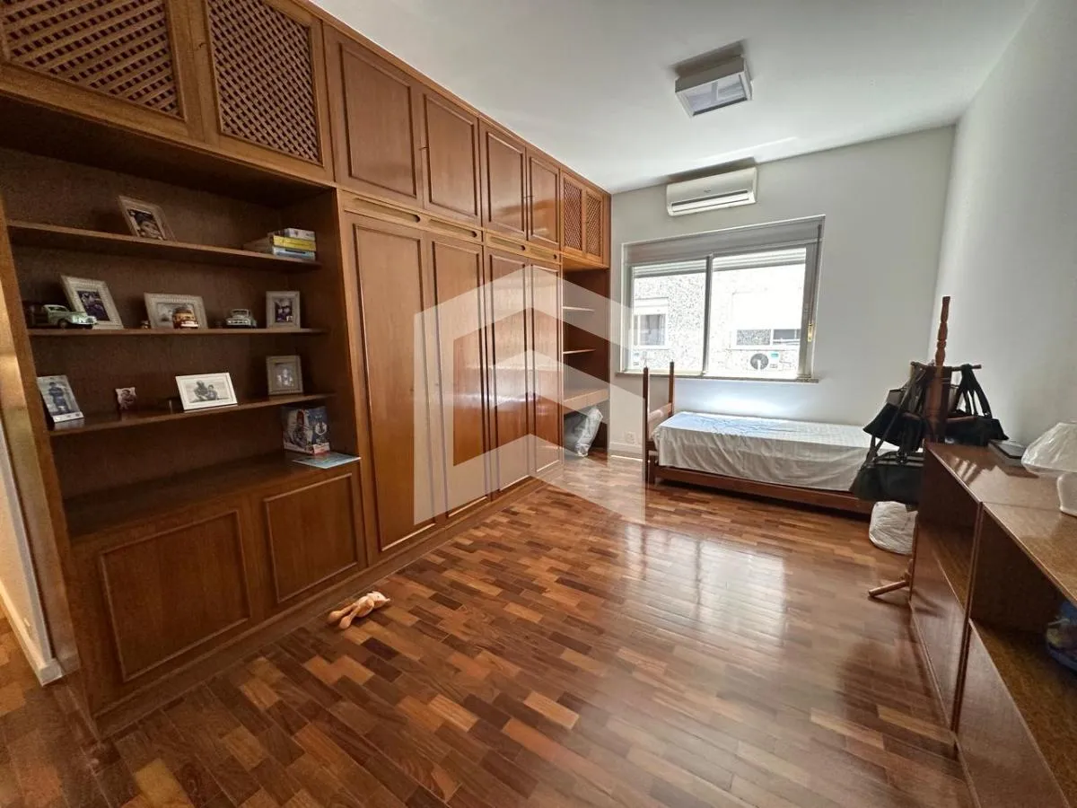 Apartment with 3 bedrooms and 3 bathrooms plus elevator — photo 12