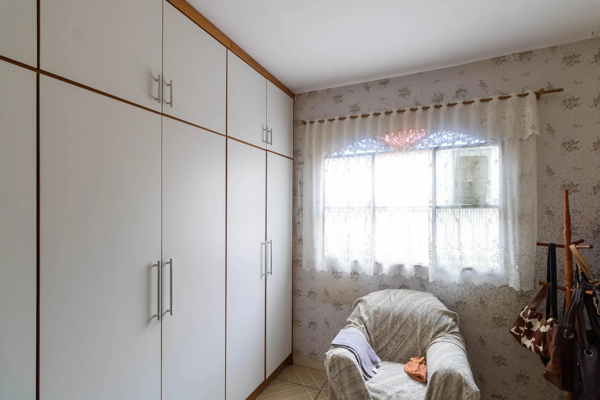 Меблированный дом с 3 спальнями и 3 парковками — photo 64