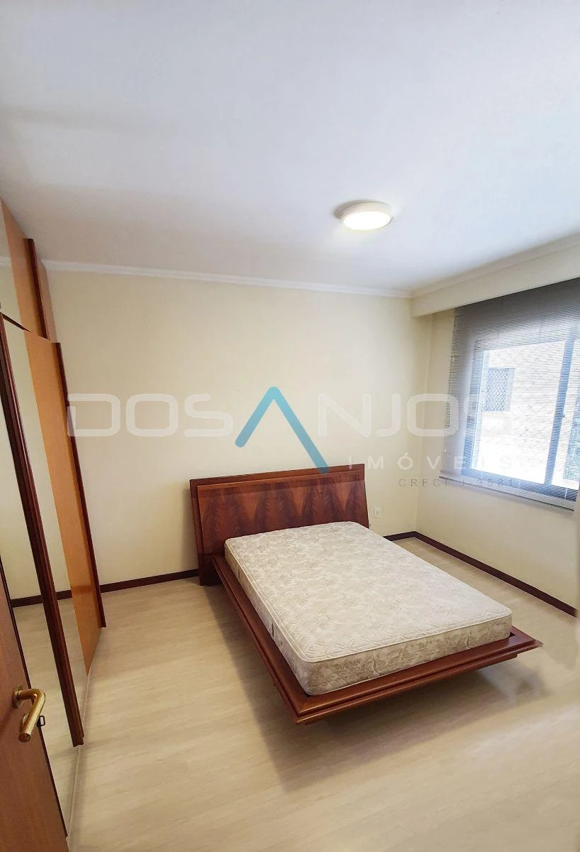 Furnished apartment with 4 bedrooms and 270 m² — photo 24