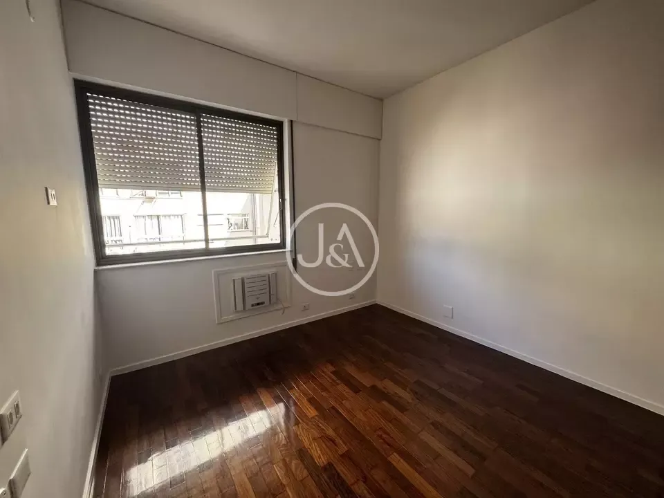 Rental apartment with 4 bedrooms and a separate kitchen — photo 6