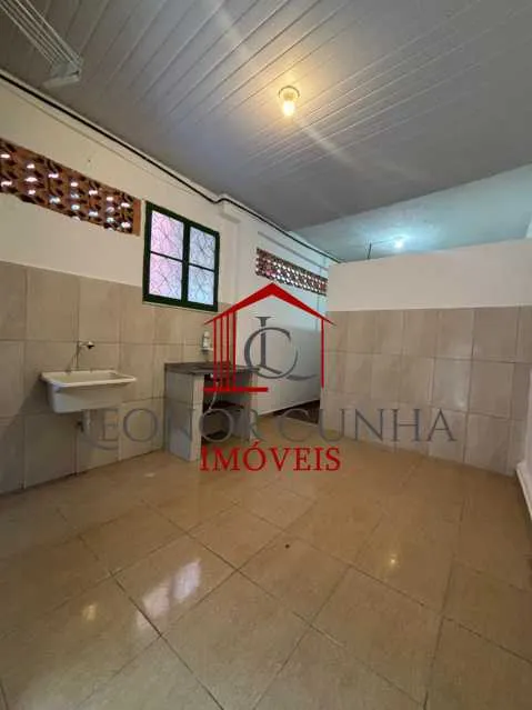 Casa, 40 m², com piso de madeira ou laminado — photo 3