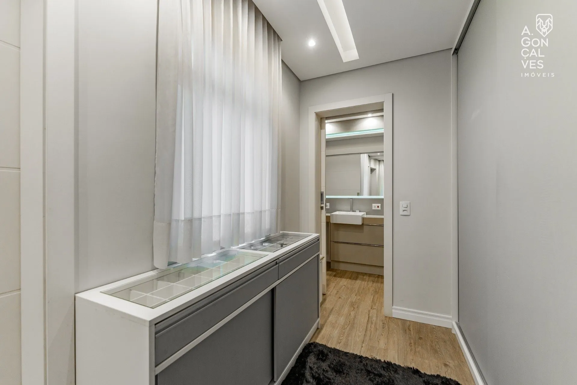 Furnished house with 3 bedrooms and 4 bathrooms — photo 25