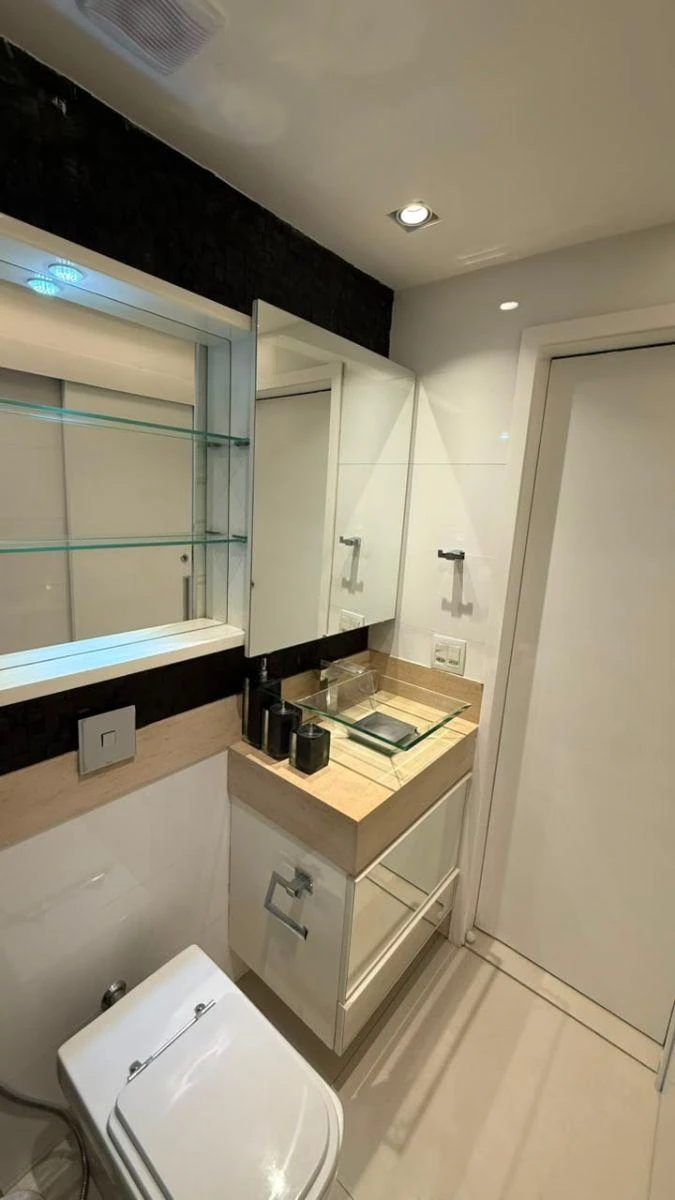 Furnished 86 m² apartment with 2 en-suite bedrooms — photo 9