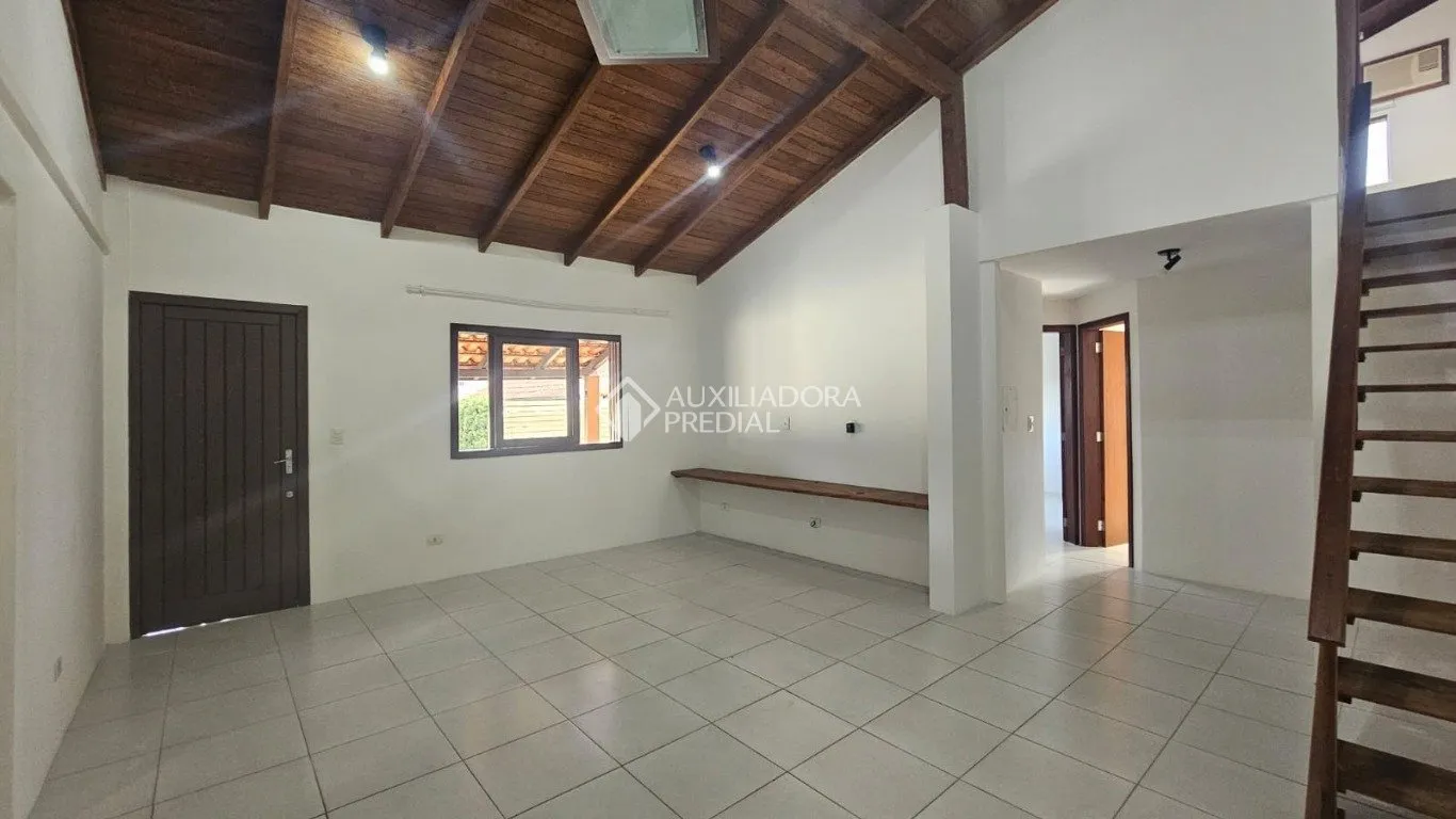 Casa de 3 quartos, sendo 1 suíte, 130 m², Jurerê
