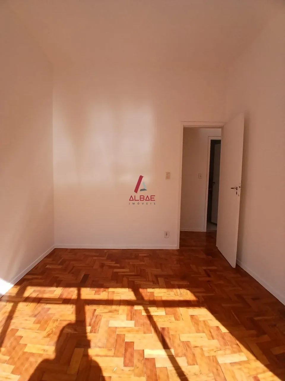 Apartamento com 2 quartos, 1 vaga e banheiro — photo 16