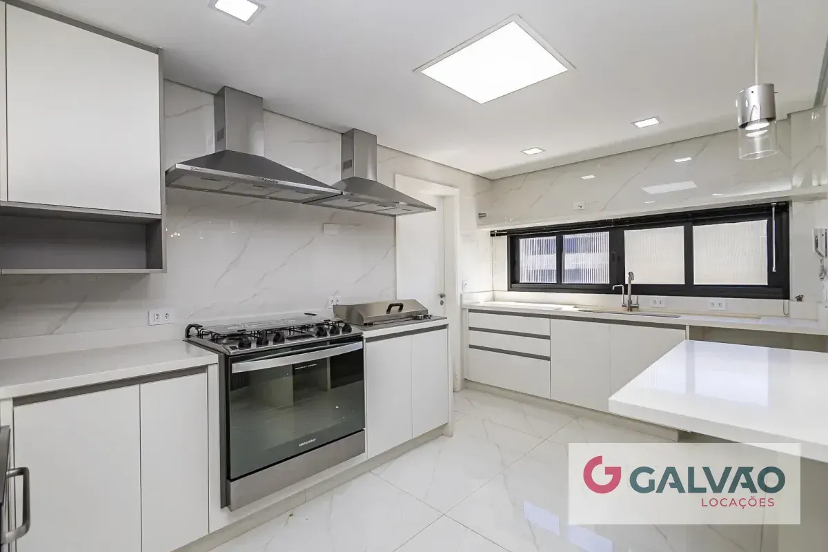 Apartamento mobiliado com 5 quartos e cozinha integrada — photo 11