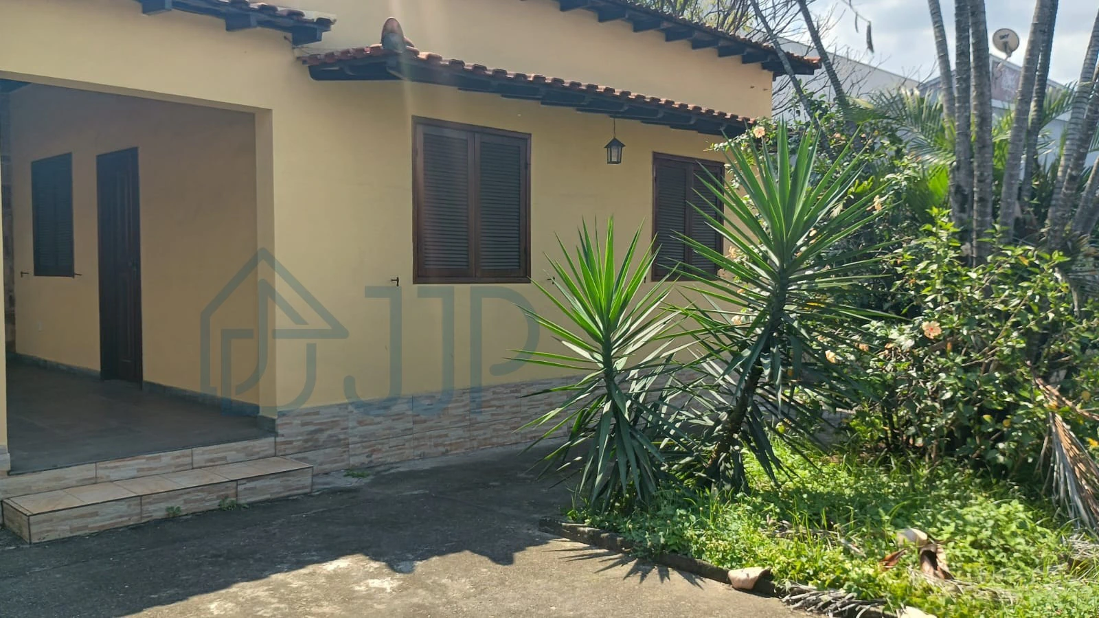 House with 4 bedrooms and parking for up to 6 cars — photo 4