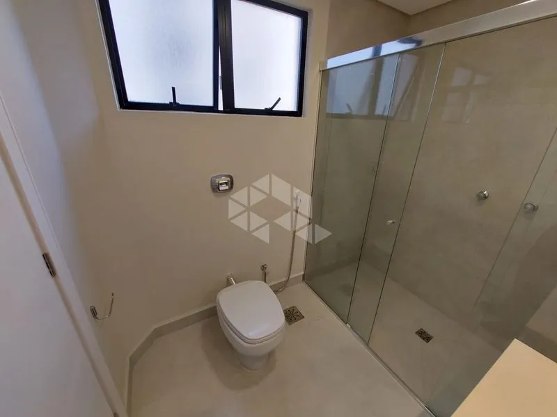 3-bedroom apartment with 1 suite and 109 m² — photo 23