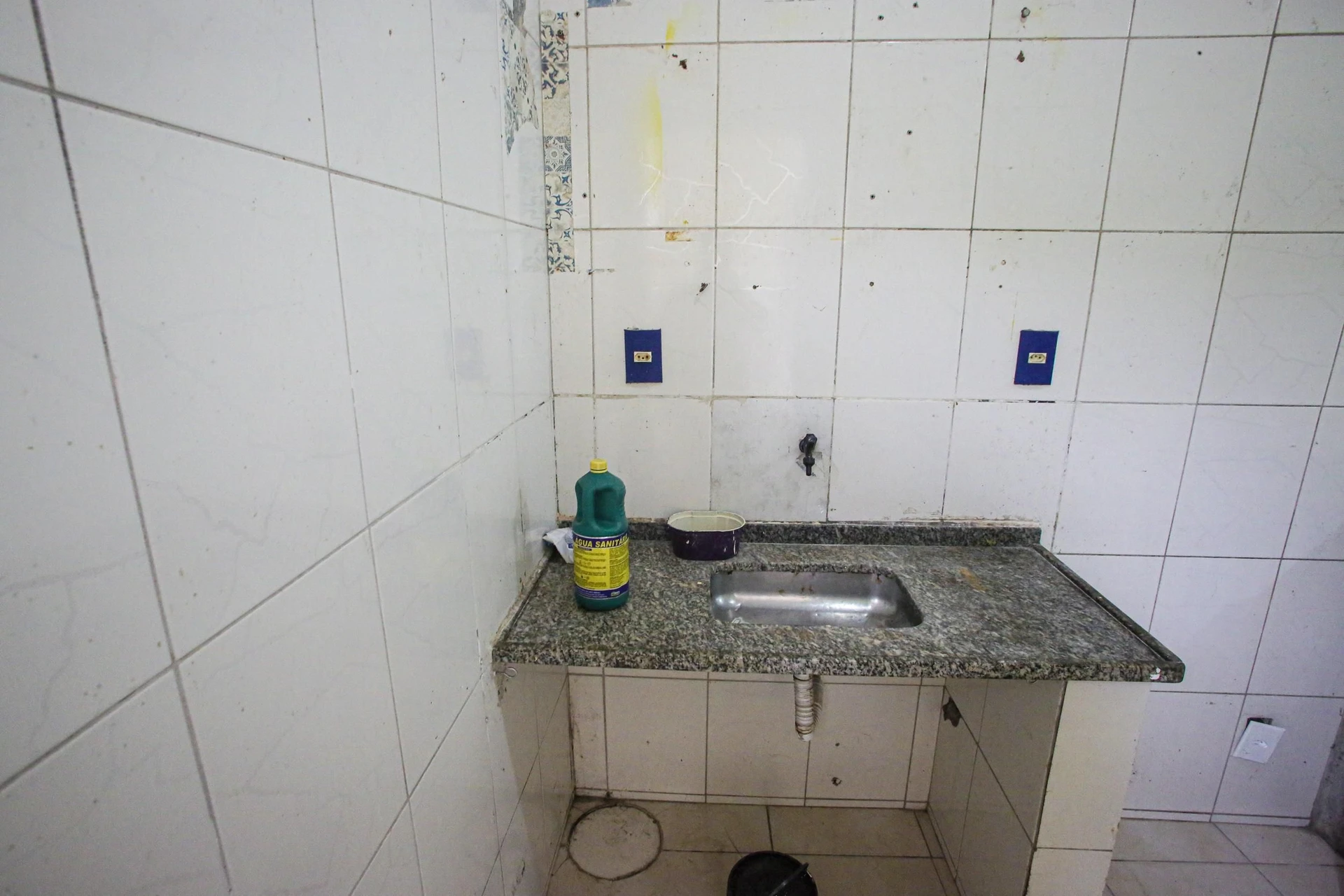 House with 2 bedrooms and 1 bathroom, no parking — photo 5