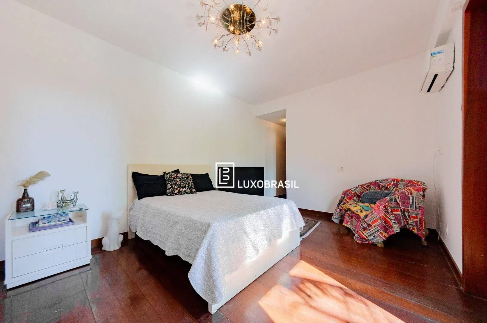 Furnished house with 6 en-suite bedrooms and 9 parking — photo 15