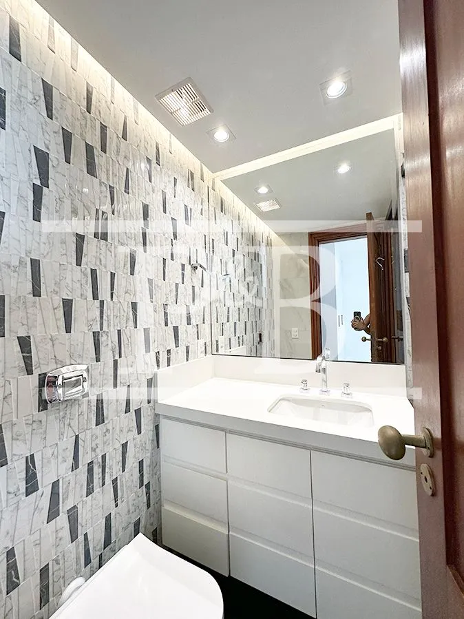 Apartamento com 4 dormitórios, 4 banheiros e varanda — photo 24