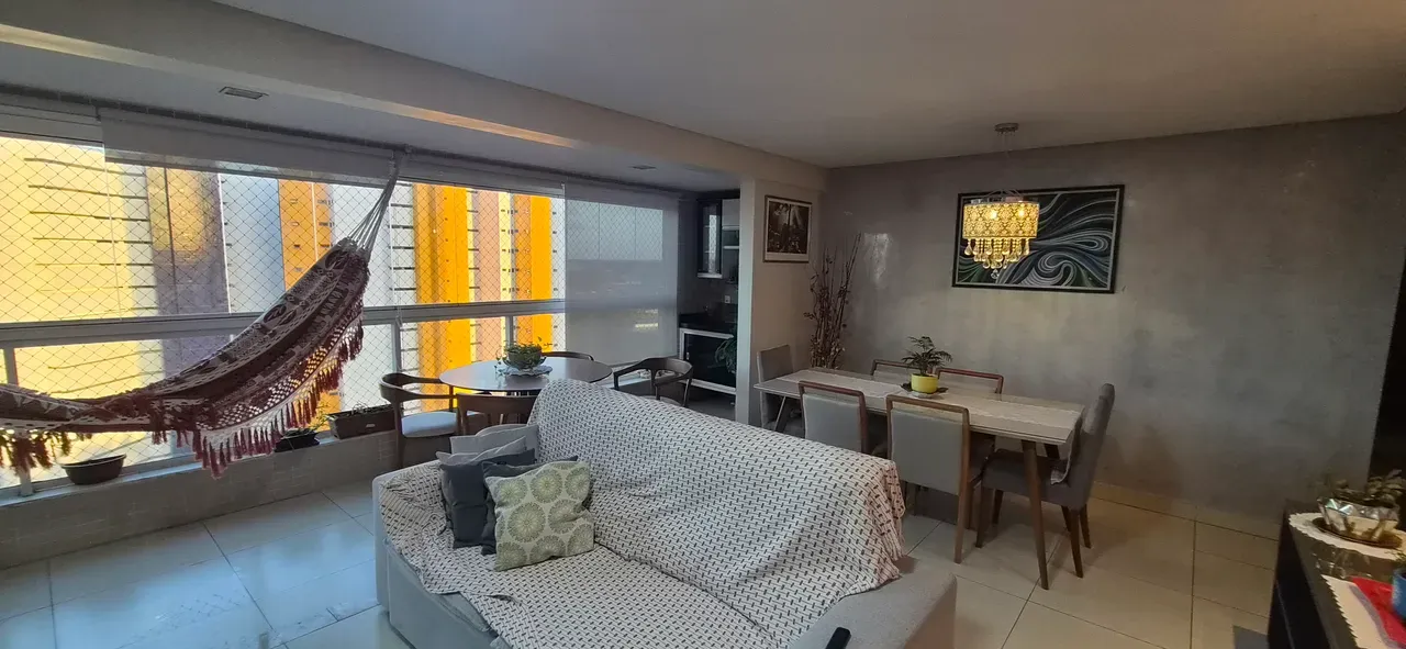 4-bedroom apartment in a building with a gym — photo 6