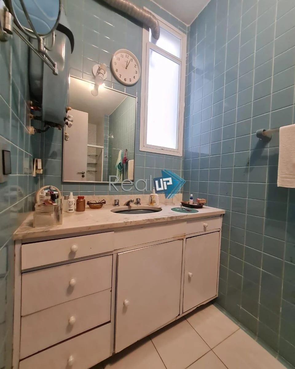 Apartment with 4 bedrooms and 5 bathrooms and 2 parking spaces — photo 13