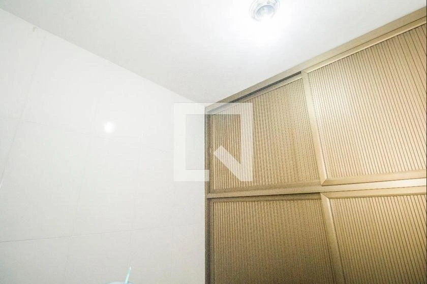 Furnished 2-bedroom apartment with 2 bathrooms — photo 37