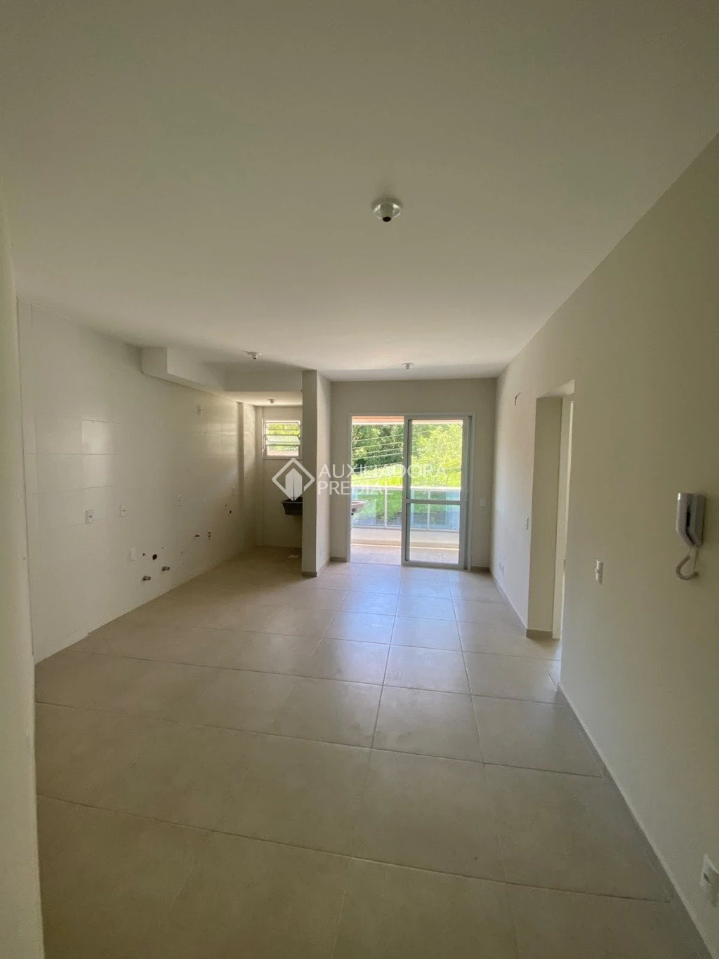 Apartment, 59 m², with a grill on the balcony — photo 2